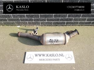 Gebruikte Uitlaat Middendemper Mercedes ML II (164/4JG) 3.0 ML-280 CDI 4-Matic V6 24V Prijs op aanvraag aangeboden door kaslo auto parts