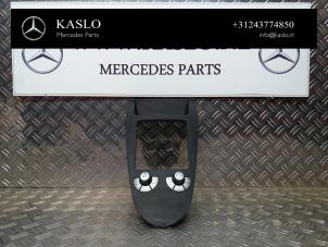 Gebruikte Cabriodak Bediening Mercedes SLK (R171) 1.8 200 K 16V Prijs op aanvraag aangeboden door kaslo auto parts