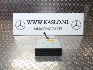 Gebruikte CD Wisselaar Mercedes A (W169) 1.5 A-150 5-Drs. Prijs op aanvraag aangeboden door kaslo auto parts