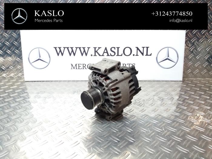 Gebruikte Dynamo Mercedes C (W204) 1.8 C-200K 16V Prijs € 100,00 Margeregeling aangeboden door kaslo auto parts