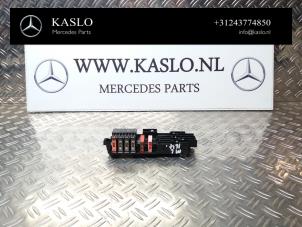 Gebruikte Zekeringkast Mercedes ML II (164/4JG) 3.5 350 4-Matic V6 24V Prijs € 50,00 Margeregeling aangeboden door kaslo auto parts
