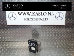 Gebruikte ABS Pomp Mercedes E (C207) E-350 CDI V6 24V Prijs € 50,00 Margeregeling aangeboden door kaslo auto parts