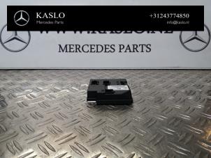 Gebruikte Comfort Module Mercedes CLS (C219) 500 5.0 V8 24V Prijs op aanvraag aangeboden door kaslo auto parts