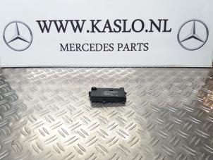 Gebruikte Keyless vehicle module Mercedes CLS (C219) 500 5.0 V8 24V Prijs € 50,00 Margeregeling aangeboden door kaslo auto parts