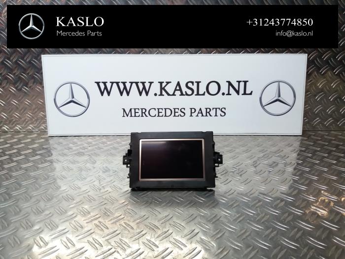 Gebruikte Display Interieur Mercedes C Estate (S204) 1.8 C-180 CGI 16V Prijs € 50,00 Margeregeling aangeboden door kaslo auto parts
