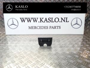 Gebruikte Alarm module Mercedes A (W176) 1.6 A-180 16V Prijs € 25,00 Margeregeling aangeboden door kaslo auto parts