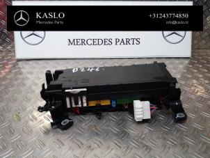 Gebruikte Zekeringkast Mercedes B (W246) 1.8 B-180 CDI BlueEFFICIENCY 16V Prijs op aanvraag aangeboden door kaslo auto parts
