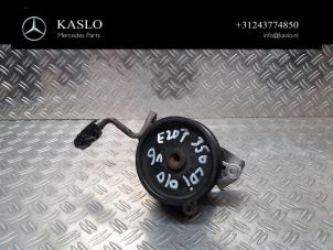 Gebruikte Servopomp Mercedes E (C207) E-350 CDI V6 24V Prijs € 150,00 Margeregeling aangeboden door kaslo auto parts