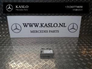 Gebruikte Deur module Mercedes ML II (164/4JG) 3.0 ML-320 CDI 4-Matic V6 24V Prijs € 50,00 Margeregeling aangeboden door kaslo auto parts