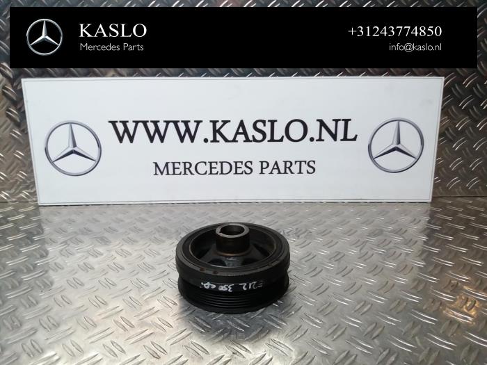 Gebruikte Poelie Krukas Mercedes E (W212) E-350 CDI V6 24V BlueEfficiency Prijs € 50,00 Margeregeling aangeboden door kaslo auto parts
