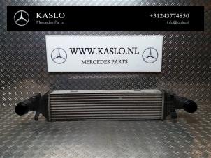 Gebruikte Intercooler Mercedes E (W212) E-350 CDI V6 24V BlueEfficiency Prijs € 50,00 Margeregeling aangeboden door kaslo auto parts