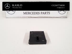 Gebruikte Centrale Deurvergrendelings Module Mercedes S (W221) Prijs op aanvraag aangeboden door kaslo auto parts