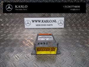 Gebruikte Airbag Sensor Mercedes S (W221) 3.0 S-320 CDI 24V Prijs € 50,00 Margeregeling aangeboden door kaslo auto parts
