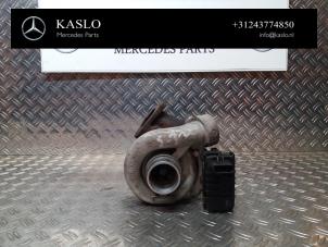 Gebruikte Turbo Mercedes S (W220) 3.2 S-320 CDI Prijs op aanvraag aangeboden door kaslo auto parts