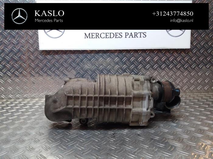 Compressor van een Mercedes-Benz C Combi (S203) 1.8 C-200K 16V 2006