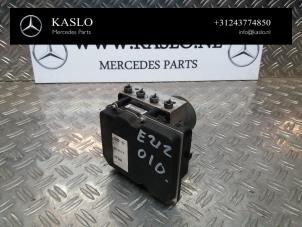 Gebruikte ABS Pomp Mercedes E (W212) E-350 CDI V6 24V BlueEfficiency Prijs € 50,00 Margeregeling aangeboden door kaslo auto parts