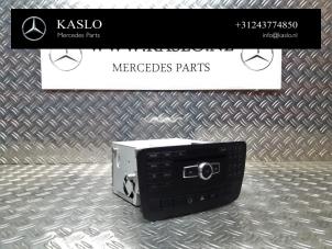 Gebruikte Radio CD Speler Mercedes A (W176) 1.8 A-180 CDI 16V Autom. Prijs € 300,00 Margeregeling aangeboden door kaslo auto parts