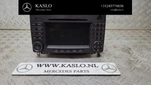 Gebruikte Navigatie bedienings paneel Mercedes B (W245) 2.0 B-200 CDI 16V Prijs € 300,00 Margeregeling aangeboden door kaslo auto parts