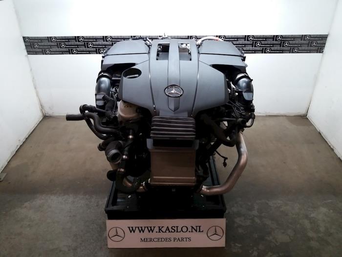 Motor van een Mercedes-Benz E (C207) E-400 3.0 V6 Turbo 2014