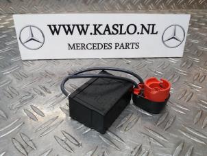 Gebruikte Koplamp fitting Mercedes S (W220) Prijs op aanvraag aangeboden door kaslo auto parts