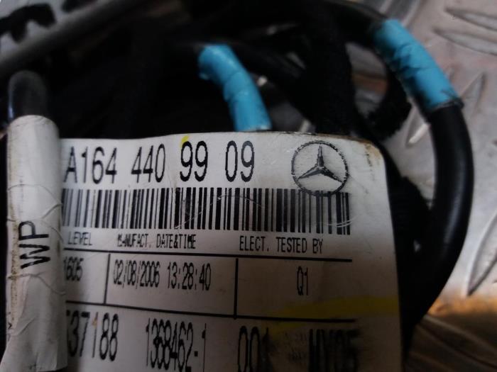 DVD Speler (diversen) van een Mercedes-Benz R (W251)  2007