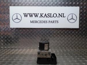 Gebruikte ABS Pomp Mercedes C (W204) 2.2 C-220 CDI 16V BlueEFFICIENCY Prijs € 100,00 Margeregeling aangeboden door kaslo auto parts