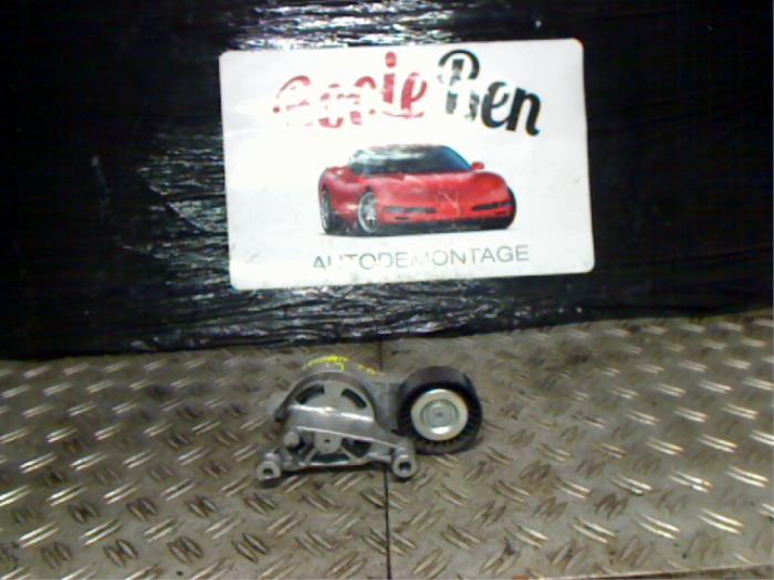 Spanner multiriem van een Volkswagen Touran (1T1/T2) 1.9 TDI 105 Euro 3 2005