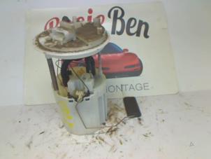 Gebruikte Benzinepomp Opel Corsa D 1.4 16V Twinport Prijs € 20,00 Margeregeling aangeboden door Rooie Ben autodemontage