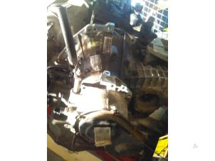 Gebruikte Automaatbak Chrysler Sebring Convertible (JR) 2.7 V6 24V Prijs € 400,00 Margeregeling aangeboden door Rooie Ben autodemontage