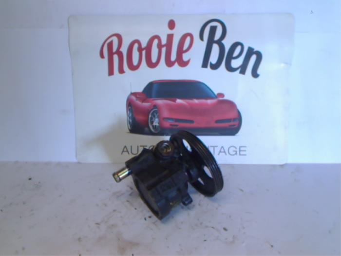 Gebruikte Pomp Servo Renault Kangoo (KC) 1.5 dCi 60 Prijs € 50,00 Margeregeling aangeboden door Rooie Ben autodemontage