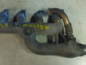 Gebruikte Inlaatspruitstuk Renault Master II (FD/HD) 1.9 dTi Prijs € 25,00 Margeregeling aangeboden door Rooie Ben autodemontage