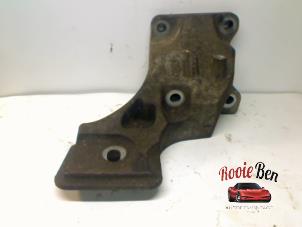 Gebruikte Motorrubber Landrover Range Rover Sport (LS) 2.7 TDV6 24V Prijs € 25,00 Margeregeling aangeboden door Rooie Ben autodemontage