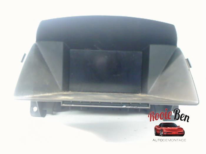 Gebruikte Display Interieur Opel Zafira (M75) 1.6 16V Prijs € 40,00 Margeregeling aangeboden door Rooie Ben autodemontage