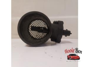 Gebruikte Luchtmassameter Chrysler Voyager/Grand Voyager (RG/RS) 2.8 CRD 16V Autom. Prijs € 10,00 Margeregeling aangeboden door Rooie Ben autodemontage