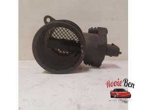 Gebruikte Luchtmassameter Opel Agila (A) 1.0 12V Prijs € 10,00 Margeregeling aangeboden door Rooie Ben autodemontage