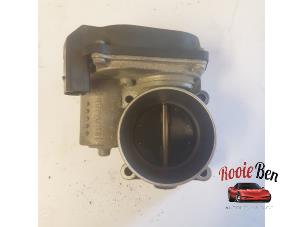 Gebruikte Gasklephuis Volkswagen Golf VI Cabrio (1K) 1.4 TSI 160 16V Prijs € 45,00 Margeregeling aangeboden door Rooie Ben autodemontage