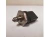 Brandstofdruk sensor van een Audi A4 Avant (B8), 2007 / 2015 2.0 TFSI 16V, Combi/o, Benzine, 1.984cc, 132kW (179pk), FWD, CDNB, 2008-06 / 2015-12, 8K5 2011