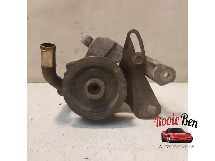 Gebruikte Pomp Servo Chrysler Sebring (JR) 2.7 V6 24V Prijs € 50,00 Margeregeling aangeboden door Rooie Ben autodemontage