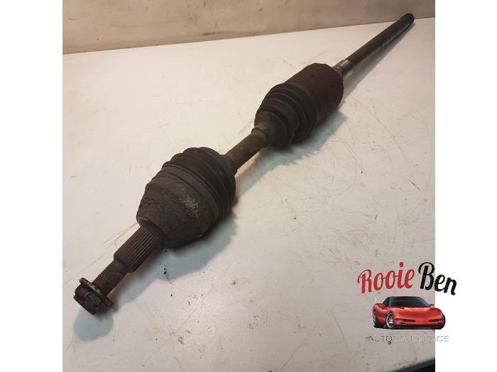 Gebruikte Steekas rechts-voor Dodge Nitro 2.8 CRD 16V 4x4 Prijs € 100,00 Margeregeling aangeboden door Rooie Ben autodemontage