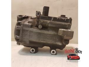 Gebruikte Aircopomp Lexus RX (L2) 400h V6 24V VVT-i 4x4 Prijs op aanvraag aangeboden door Rooie Ben autodemontage