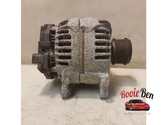 Dynamo van een Jeep Patriot (MK74) 2.0 CRD 16V 4x4 2008