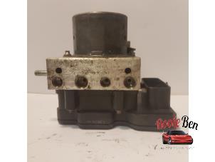 Gebruikte ABS Pomp Ford Transit Custom 2.2 TDCi 16V Prijs op aanvraag aangeboden door Rooie Ben autodemontage