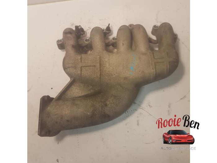 Gebruikte Spruitstuk Inlaat Volkswagen Transporter T5 2.5 TDi Prijs € 60,00 Margeregeling aangeboden door Rooie Ben autodemontage