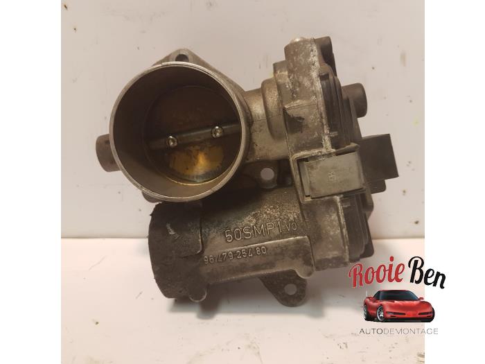 Gebruikte Gasklephuis Citroen C4 Berline (LC) 1.4 16V Prijs € 40,00 Margeregeling aangeboden door Rooie Ben autodemontage