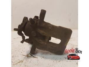 Gebruikte Remklauw (Tang) rechts-achter Honda Civic (FK/FN) 2.0i Type R VTEC 16V Prijs € 20,00 Margeregeling aangeboden door Rooie Ben autodemontage