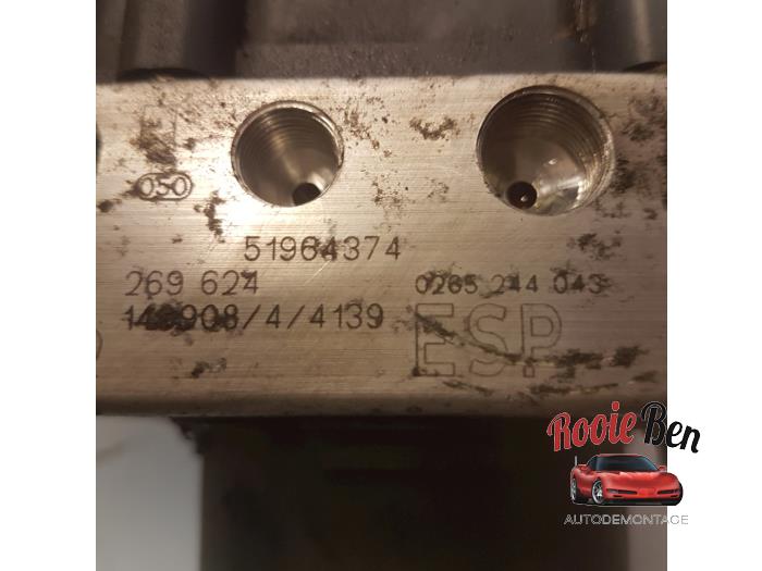 ABS Pomp van een Citroën Jumper (U9) 2.2 HDi 130 2015