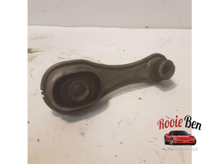 Gebruikte Motorrubber Renault Twingo III (AH) 1.0 SCe 70 12V Prijs € 20,00 Margeregeling aangeboden door Rooie Ben autodemontage