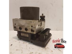 Gebruikte ABS Pomp Nissan Micra (K12) 1.4 16V Prijs € 50,00 Margeregeling aangeboden door Rooie Ben autodemontage