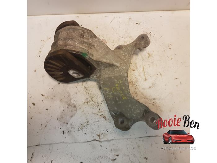 Gebruikte Motorsteun BMW Mini (R50/53) 1.6 16V One Prijs € 25,00 Margeregeling aangeboden door Rooie Ben autodemontage
