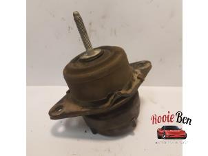 Gebruikte Motorrubber Ford Usa Mustang V Convertible 4.0 V6 Prijs € 25,00 Margeregeling aangeboden door Rooie Ben autodemontage